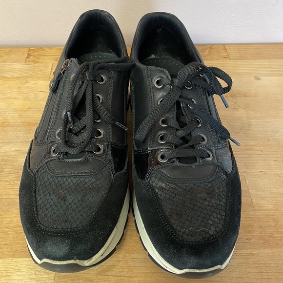 ITALIAN BLACK LEATHER SHOES (9) - Picture 2 of 13